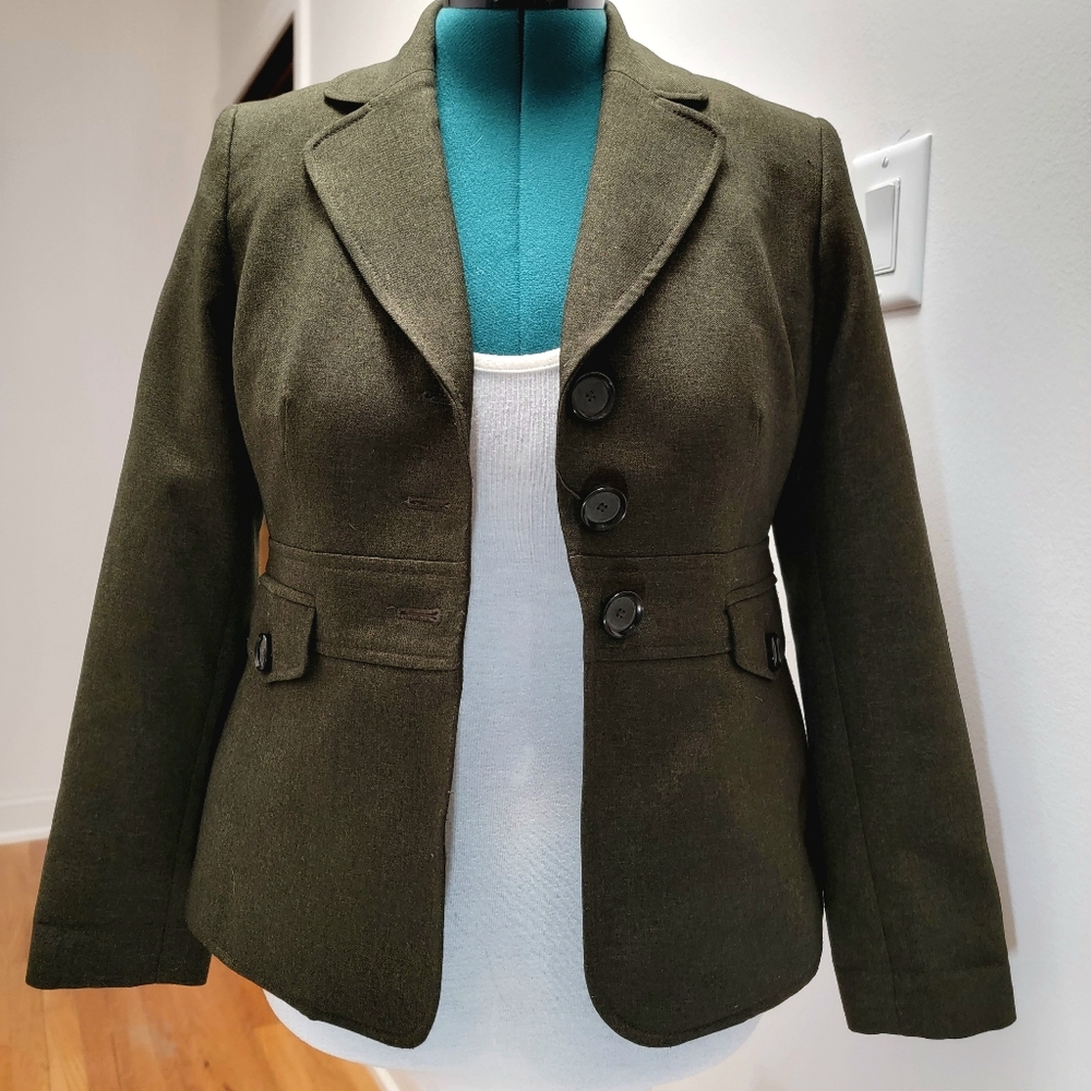Evan-Picone olive green suit jacket 6p. Super cute. - Picture 7 of 9
